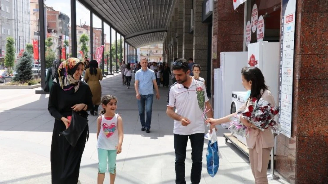 Doğa Cadde'de Babalar Günü coşkusu