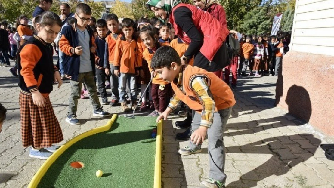 Elazığ'da 'Merkezim Her Yerde' projesi