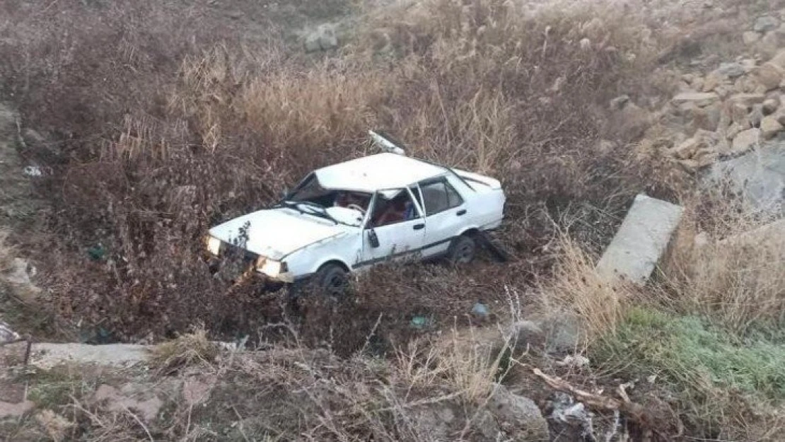 Elazığ'da 2 ayrı trafik kazası : 5 yaralı