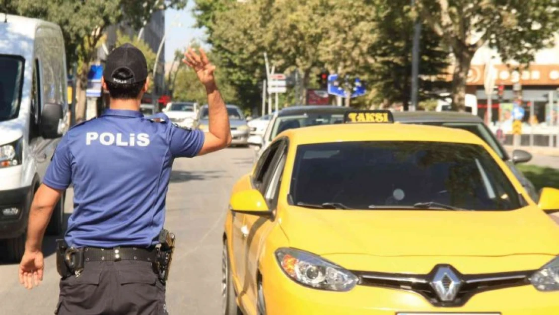 Elazığ'da asayiş uygulamaları sürüyor