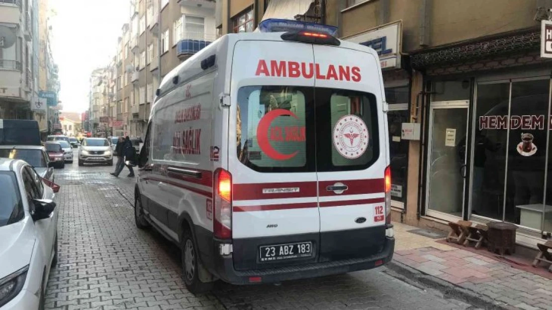 Elazığ'da bir kişi sokak ortasında pompalı tüfek ile husumetlisini yaraladı