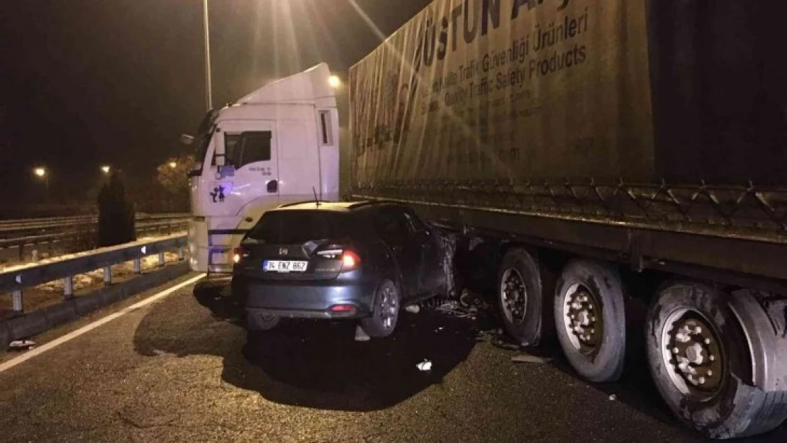 Elazığ'da buzlanma kazaları da beraberinde getirdi: 9 yaralı