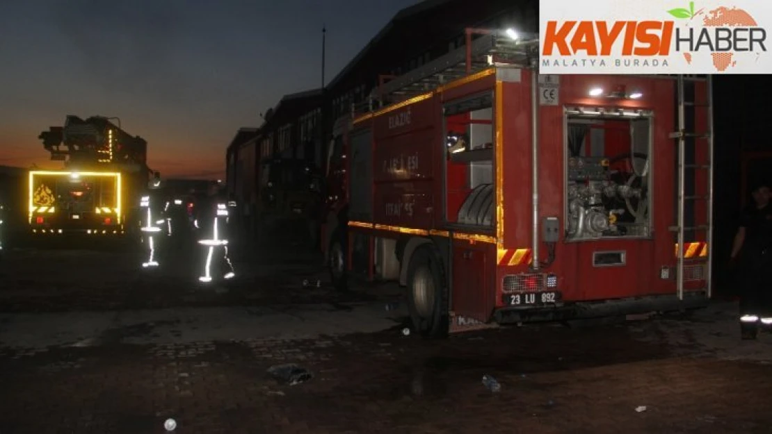 Elazığ'da fabrika yangını söndürüldü