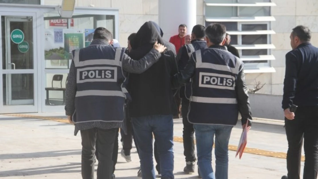 Elazığ'da hırsızlık operasyonu:10 şüpheli adliyeye sevk edildi