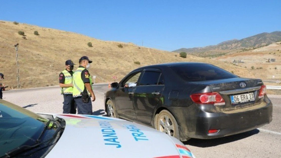 Elazığ'da jandarma 187 personelle uygulama yaptı