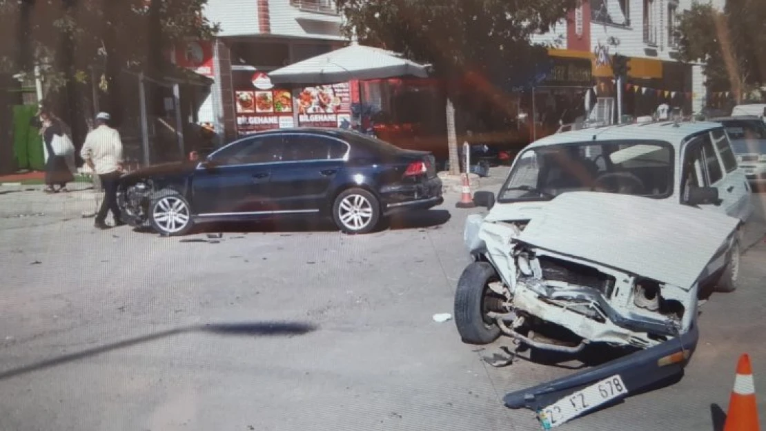 Elazığ'da trafik kazası: 2 yaralı