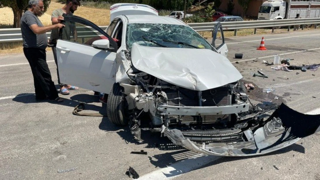 Elazığ'da trafik kazası: 5 yaralı