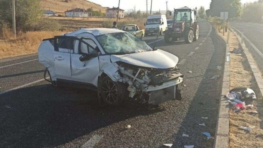 Elazığ'da trafik kazası:3 yaralı