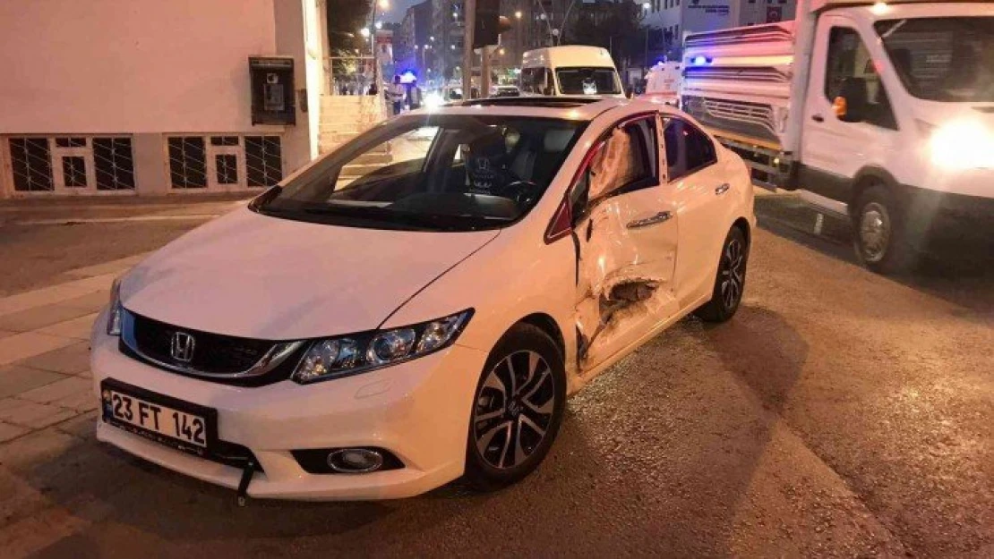 Elazığ'da zincirleme trafik kazası: 1 yaralı