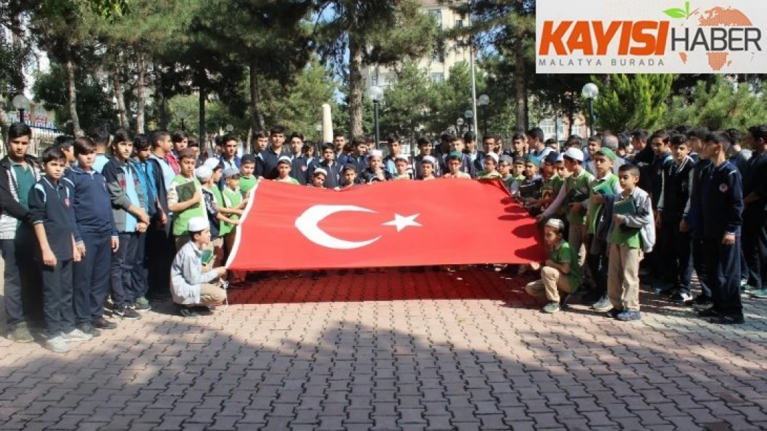 Elazığlı öğrencilerden 'Barış Pınarı Harekatına' destek