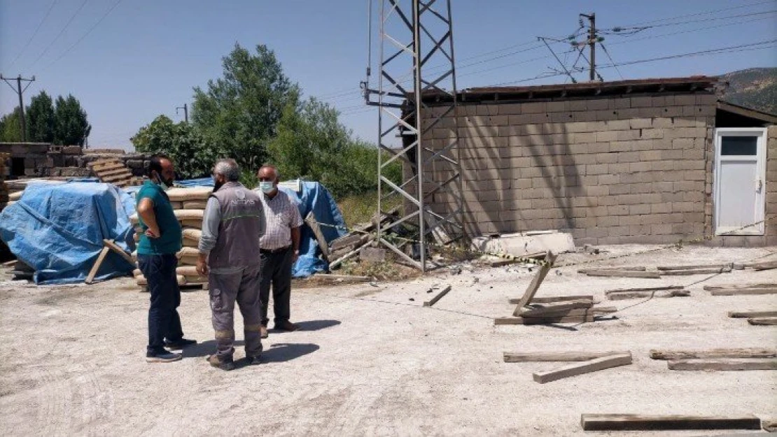 Elektrik akımına kapılan işçisi ağır yaralandı