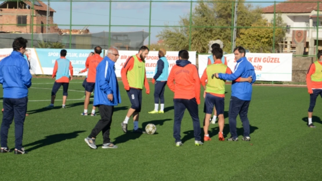 Yeşilyurt Belediyespor koltuğu bırakmak istemiyor