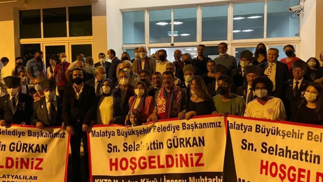 Gürkan, Kıbrıs'ta coşkuyla karşılandı