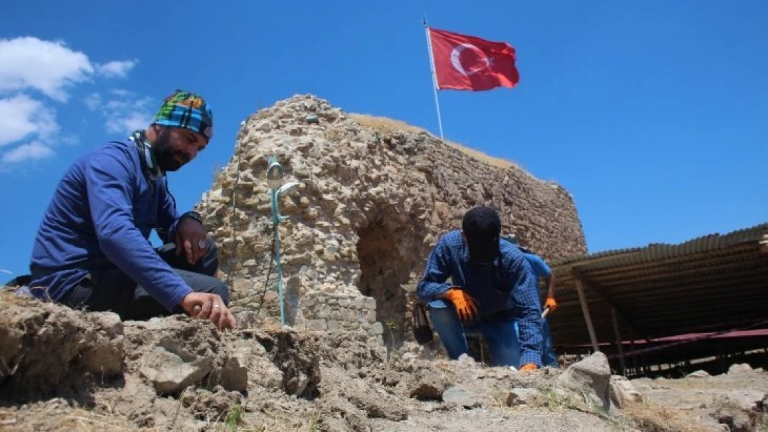 Harput Kalesi'nde yeni dönem kazıları başladı