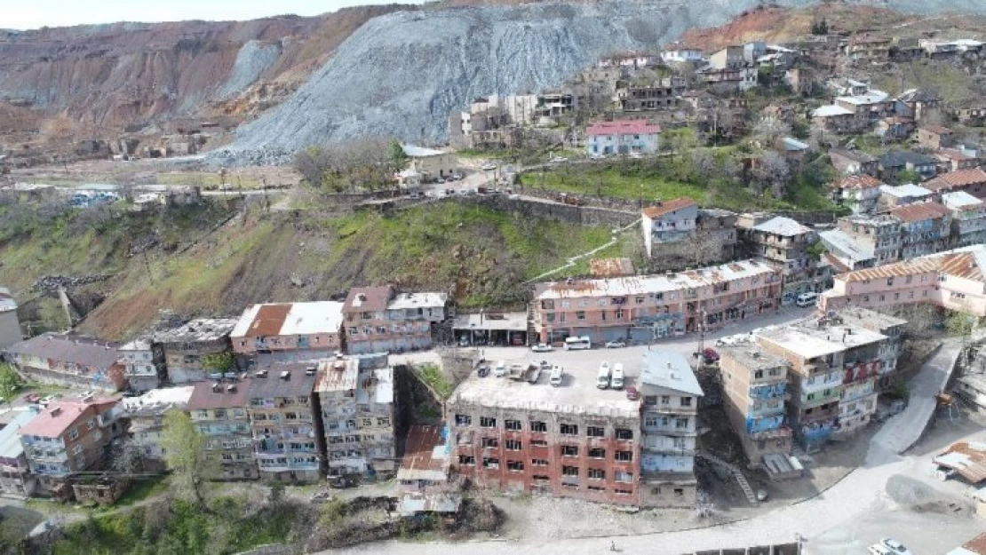 3 bin kişilik mahalle boşaltılıyor