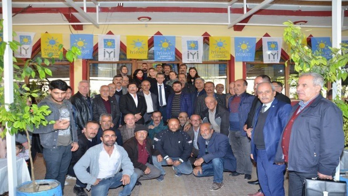 İYİ Parti Darende'de Toplantı Yaptı  