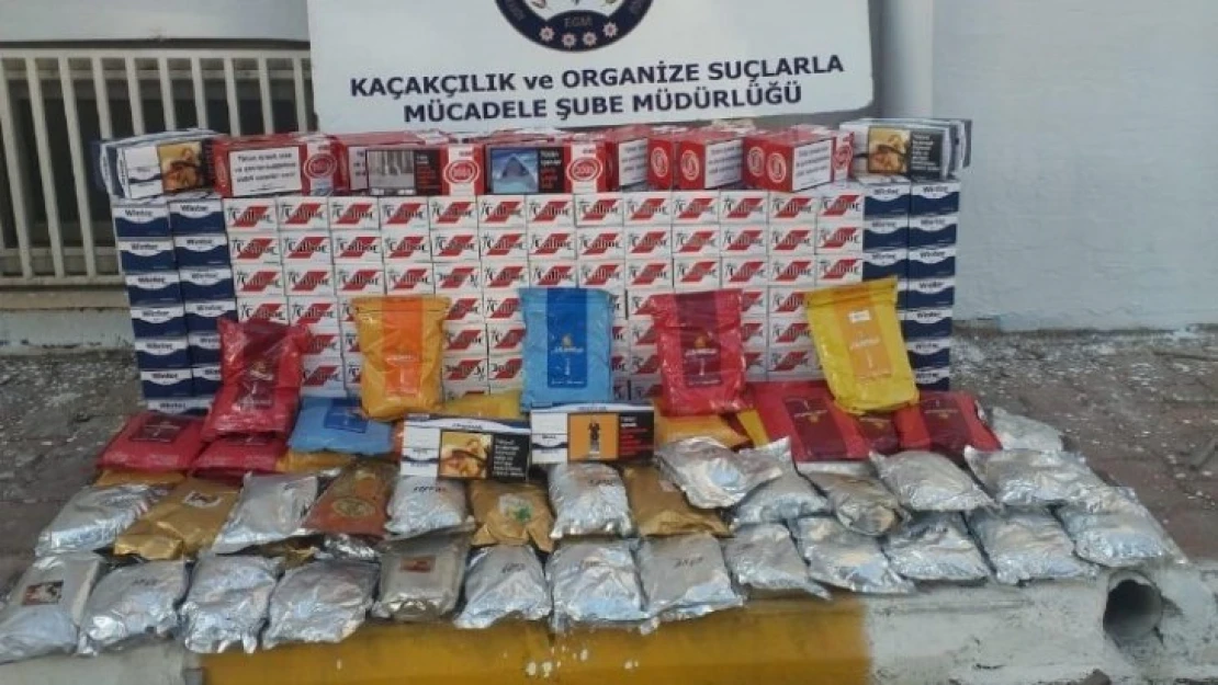 Kaçak nargile tütünleri ile makaronlar ele geçirildi