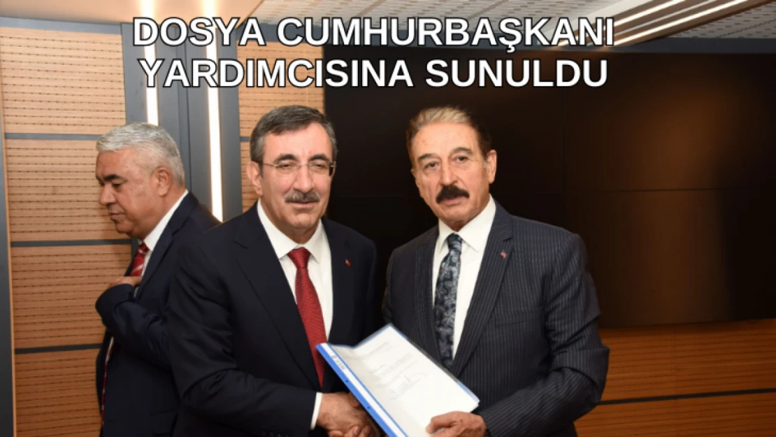 Keskin hazırlanan dosyayı Yılmaz'a sundu