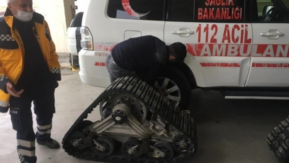 Kış öncesi paletli ambulanslar hazır