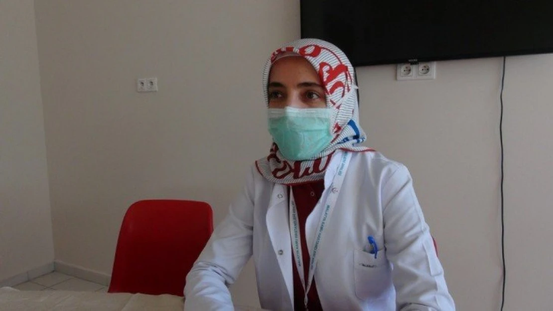 Korona geçiren Doktor Covid-19'u nasıl atlattığını atlattı