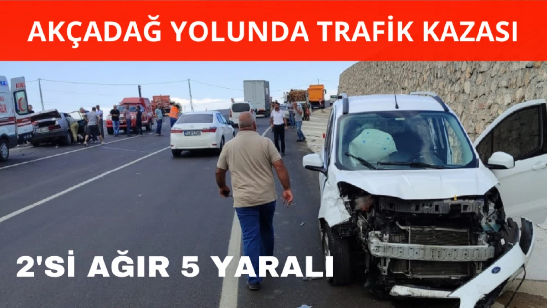 Malatya'da 2 araç çarpıştı: 2'si ağır 5 yaralı