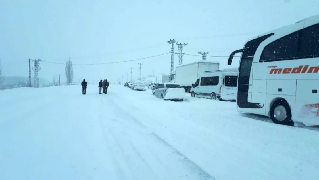 Malatya'da tüm uçak seferleri iptal