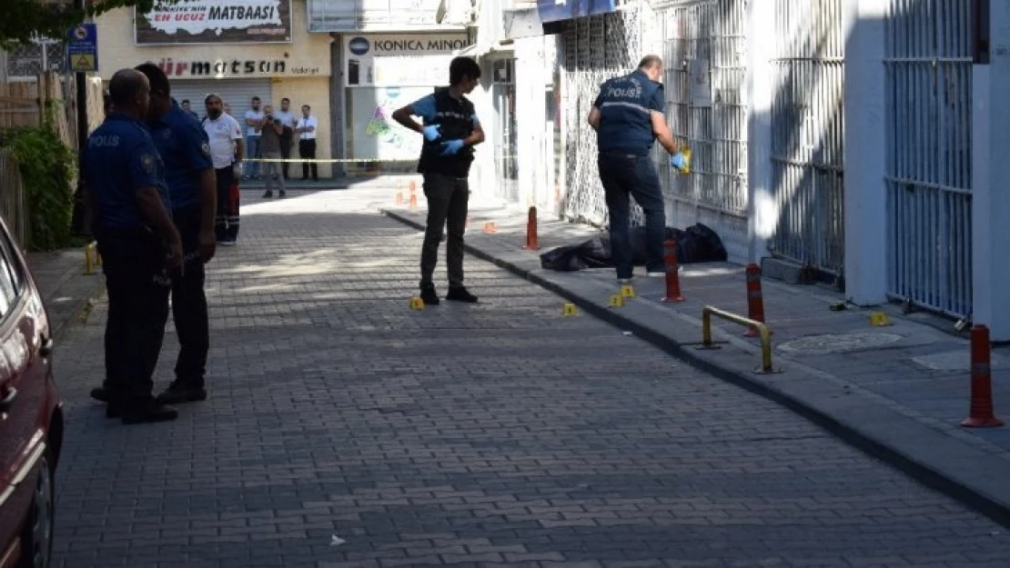 Eniştesini pompalı tüfekle vurdu