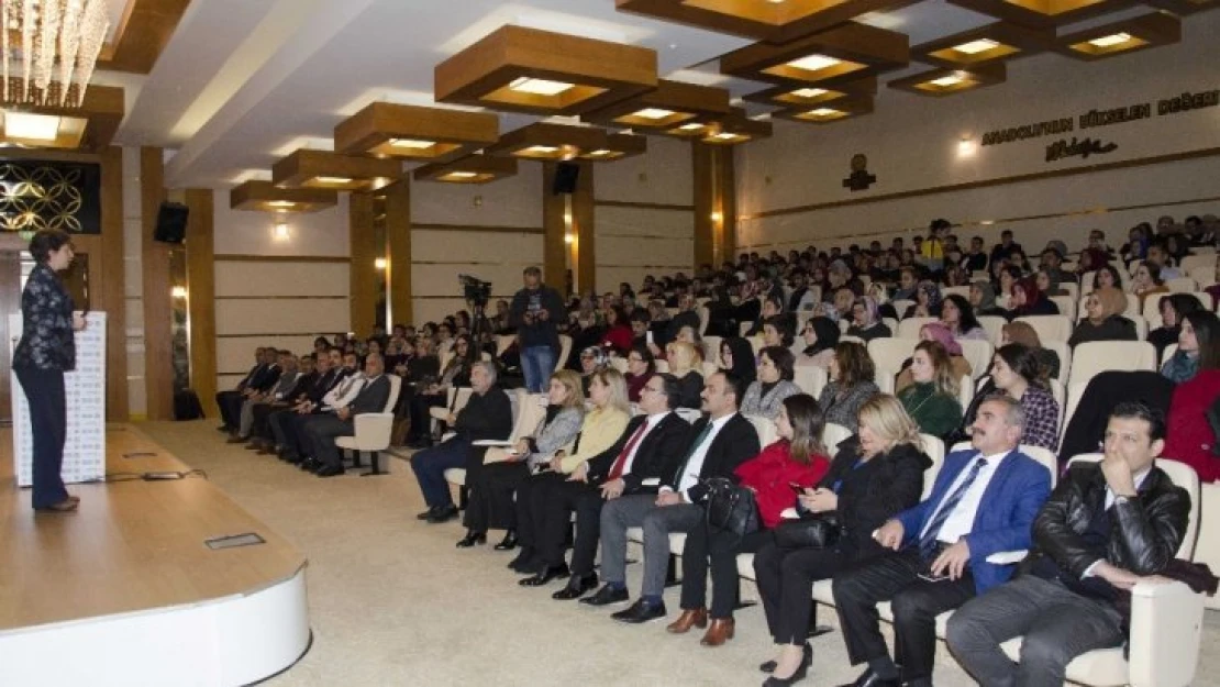 Malatya'da kanserle mücadele konferansı