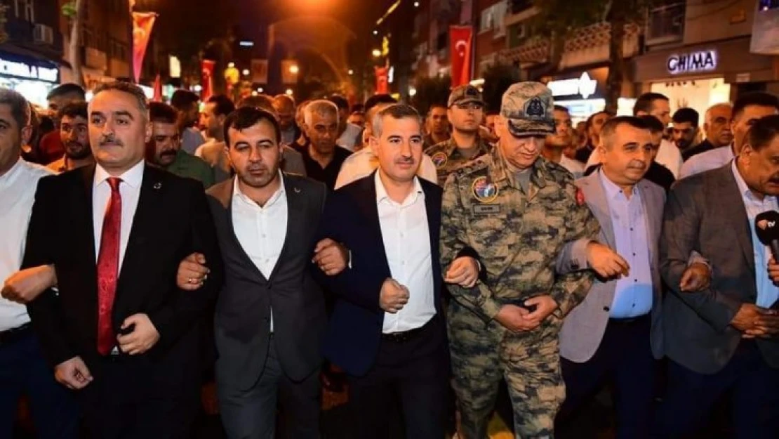 Malatya'da Milli Birlik ve Beraberlik yürüyüşü