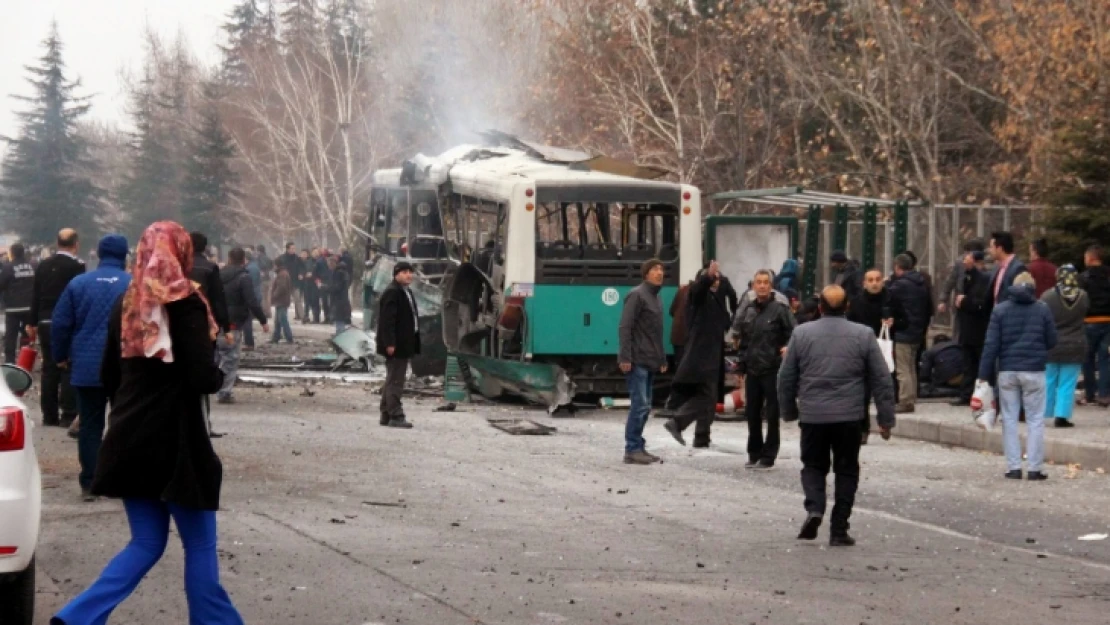 Hainler çarşı iznine çıkan askerleri hedef aldı: 13 şehit