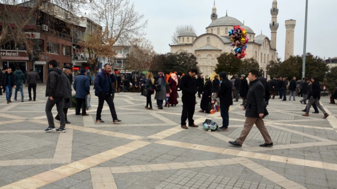 En kalabalık haneler Battalgazi ve Yazıhan'da