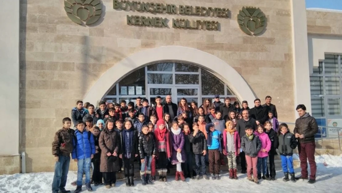 Öğrenciler Kernek külliyesini gezdi