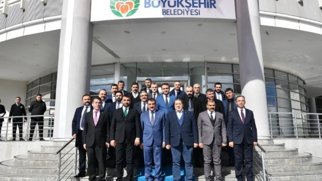 MHP'lilerden Gürkan'a ziyaret