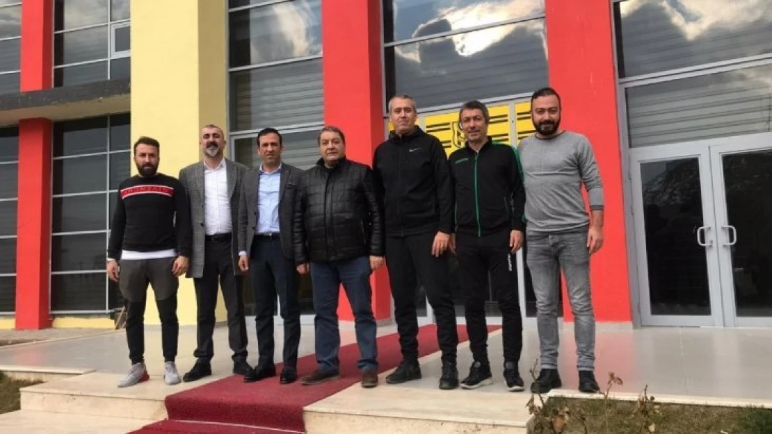 Milletvekili Fendoğlu'ndan Yeni Malatyaspor'a moral ziyareti