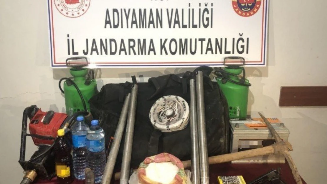 Patlayıcı madde ve iş makineleri ile define avına jandarma operasyonu