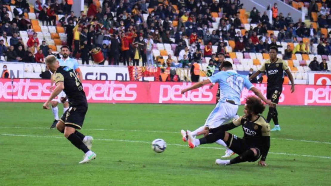 Yeni Malatyaspor: 1 - Medipol Başakşehir: 3