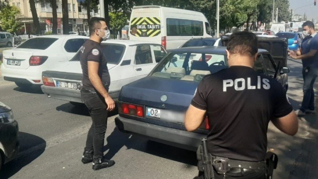 Şüpheli otomobil polis ekiplerini harekete geçirdi