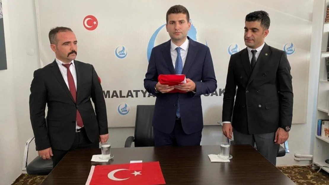 Ülkü Ocakları Malatya İl Başkanlığı'nda bayrak Şengönül'de