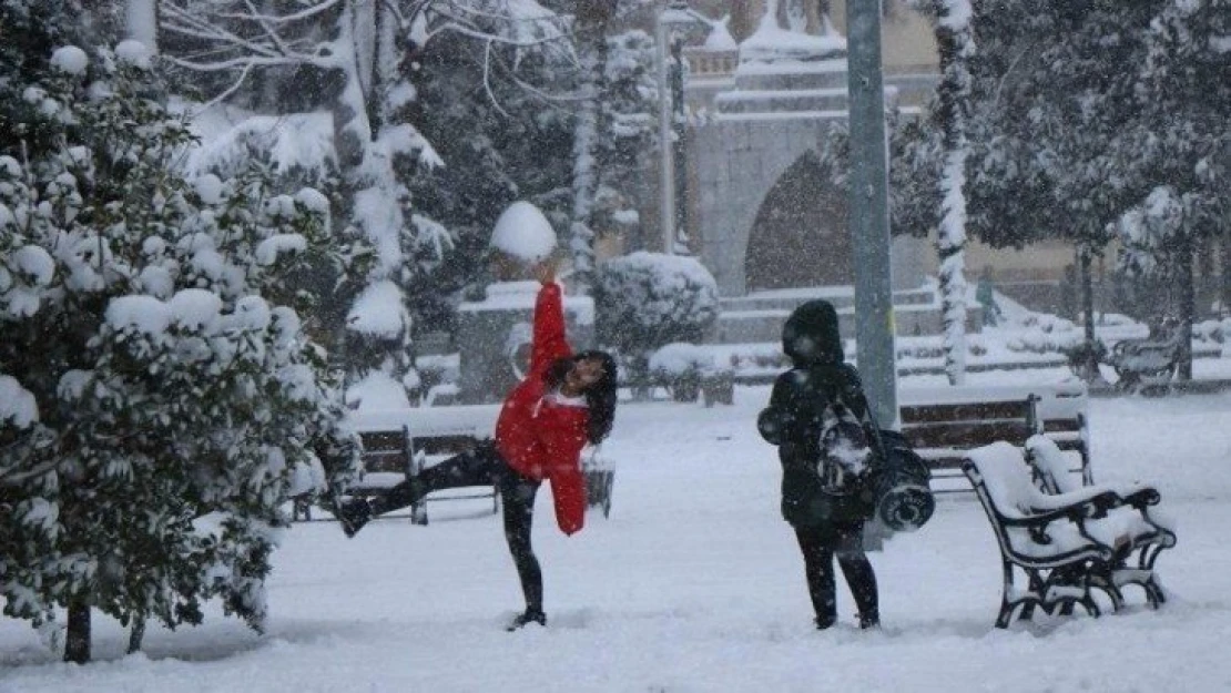 Yarın okullar tatil