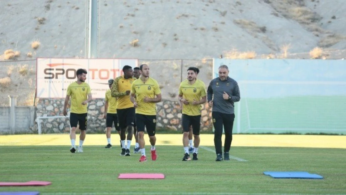 Yeni Malatyaspor 2 maçtan 4 puan hedefliyor