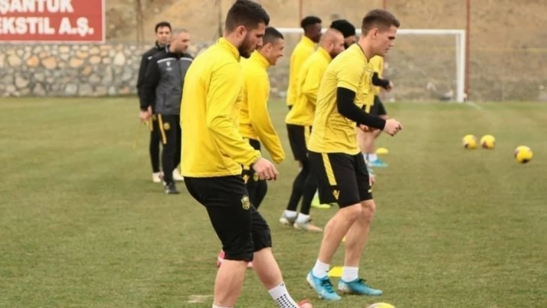 Yeni Malatyaspor sözleşmesi biten bazı oyuncularına yeni teklif yapacak