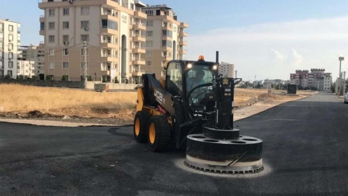 Yeni yapılan yollarda düzenleme çalışması yapıldı