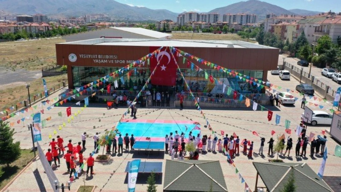 Yeşilyurt'ta 19 Mayıs özel bir programla kutladı