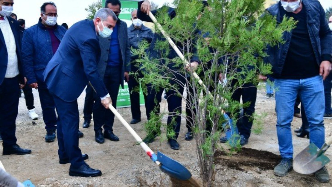 Yeşilyurt'ta fidan dikme kampanyasına destek