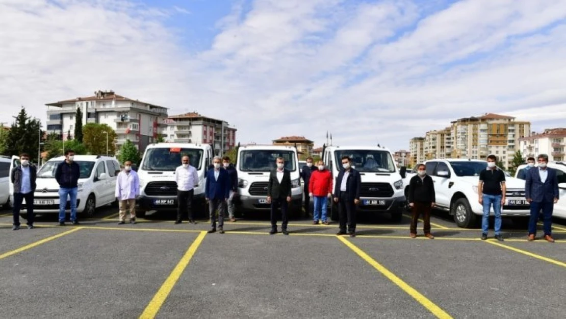 Yeşilyurt'ta yardım kolileri ihtiyaç sahiplerine ulaştırıldı