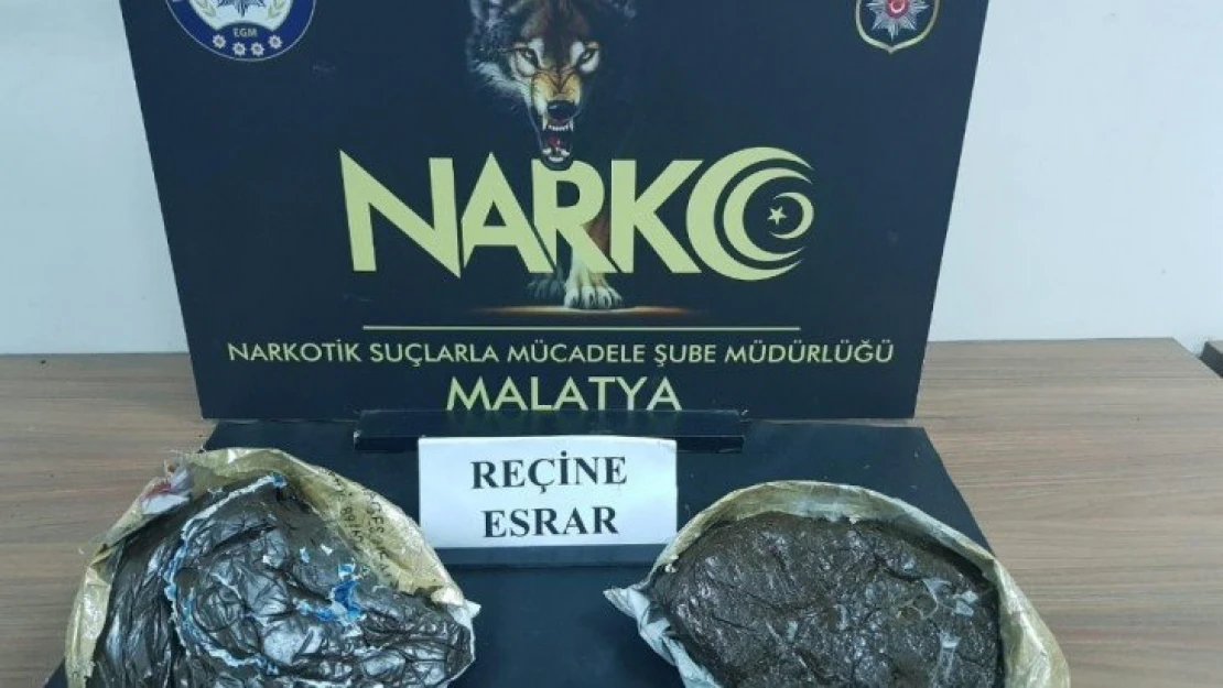 Yolcu otobüsünde 5 kilo esrar bulundu