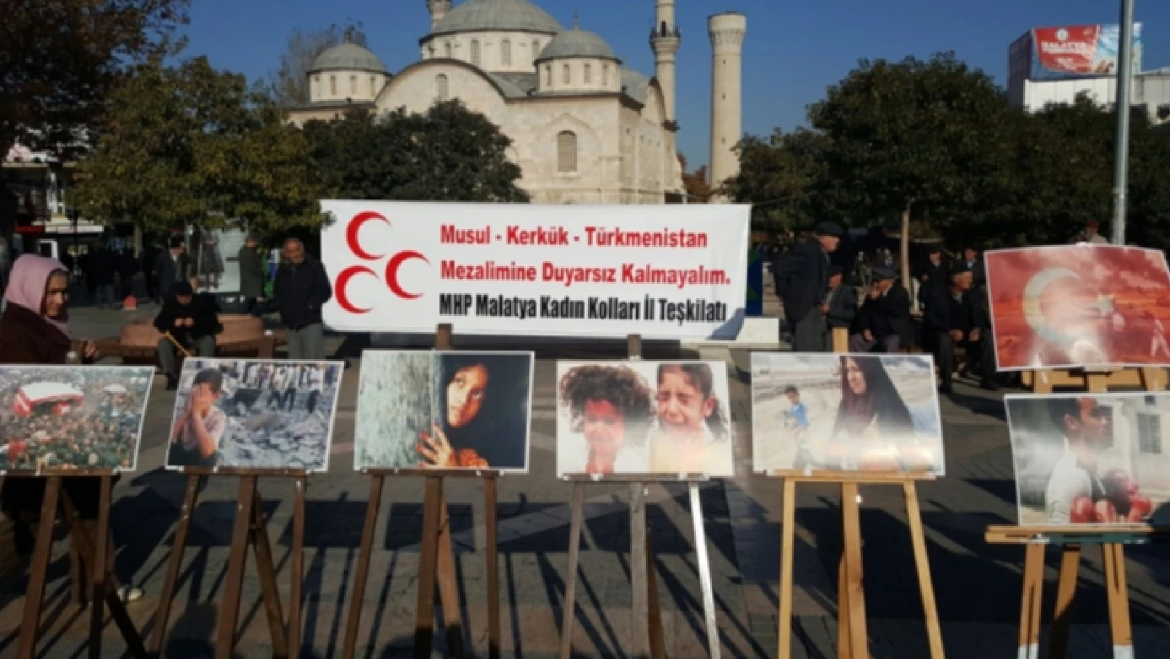 Foto Haber: MHP Kadın Kollarının Türkmen Mezalimi sergisi