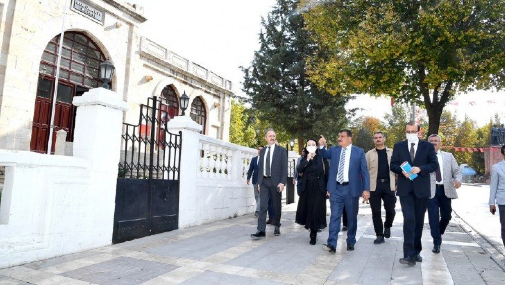 Bakanlık yetkilileri Malatya'da incelemelerde bulundu