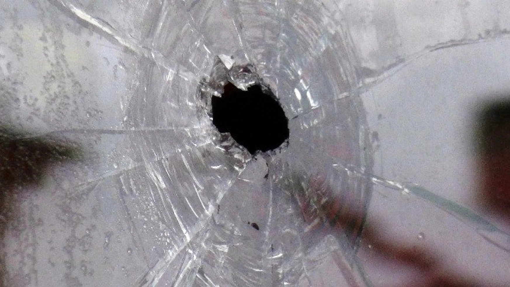 Doğanşehir'de işyerine silahlı saldırı