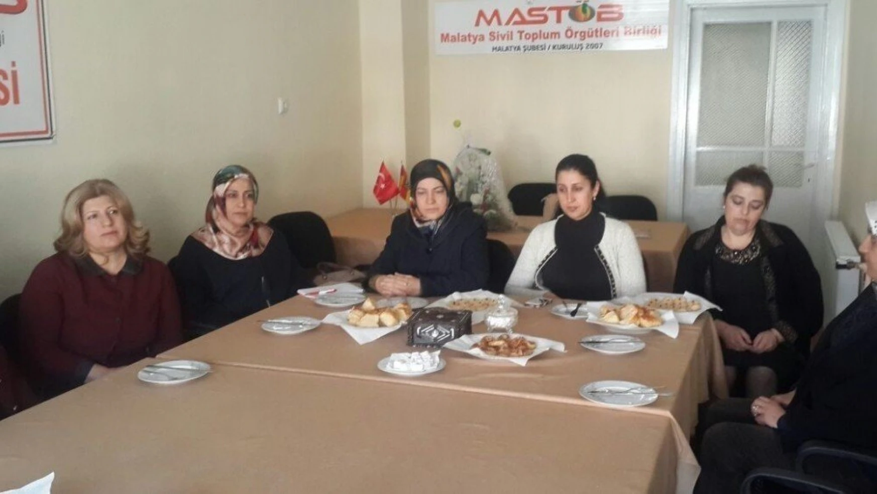 Malatya AK Parti Kadın Kolları MASTÖB'ü ziyaret etti
